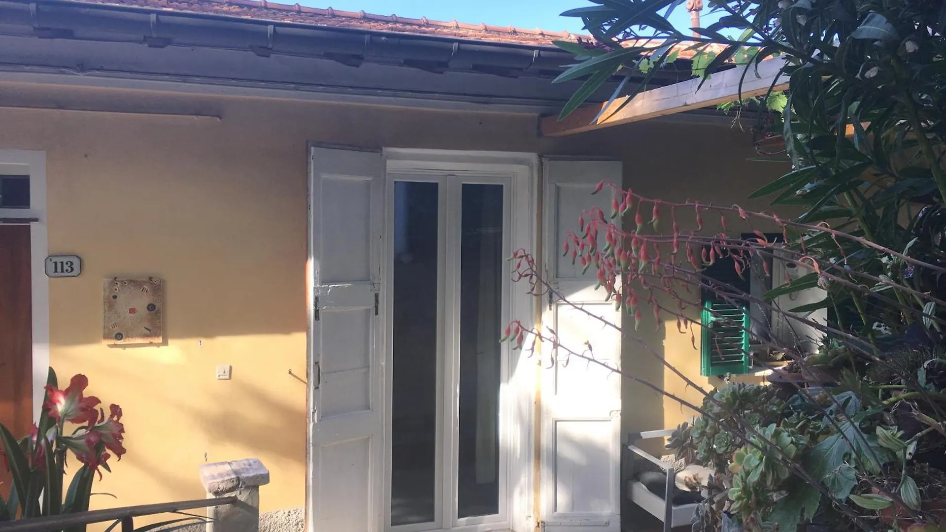 Villa Vento Largo, Casa Irene Ventimiglia 0*,  Italy